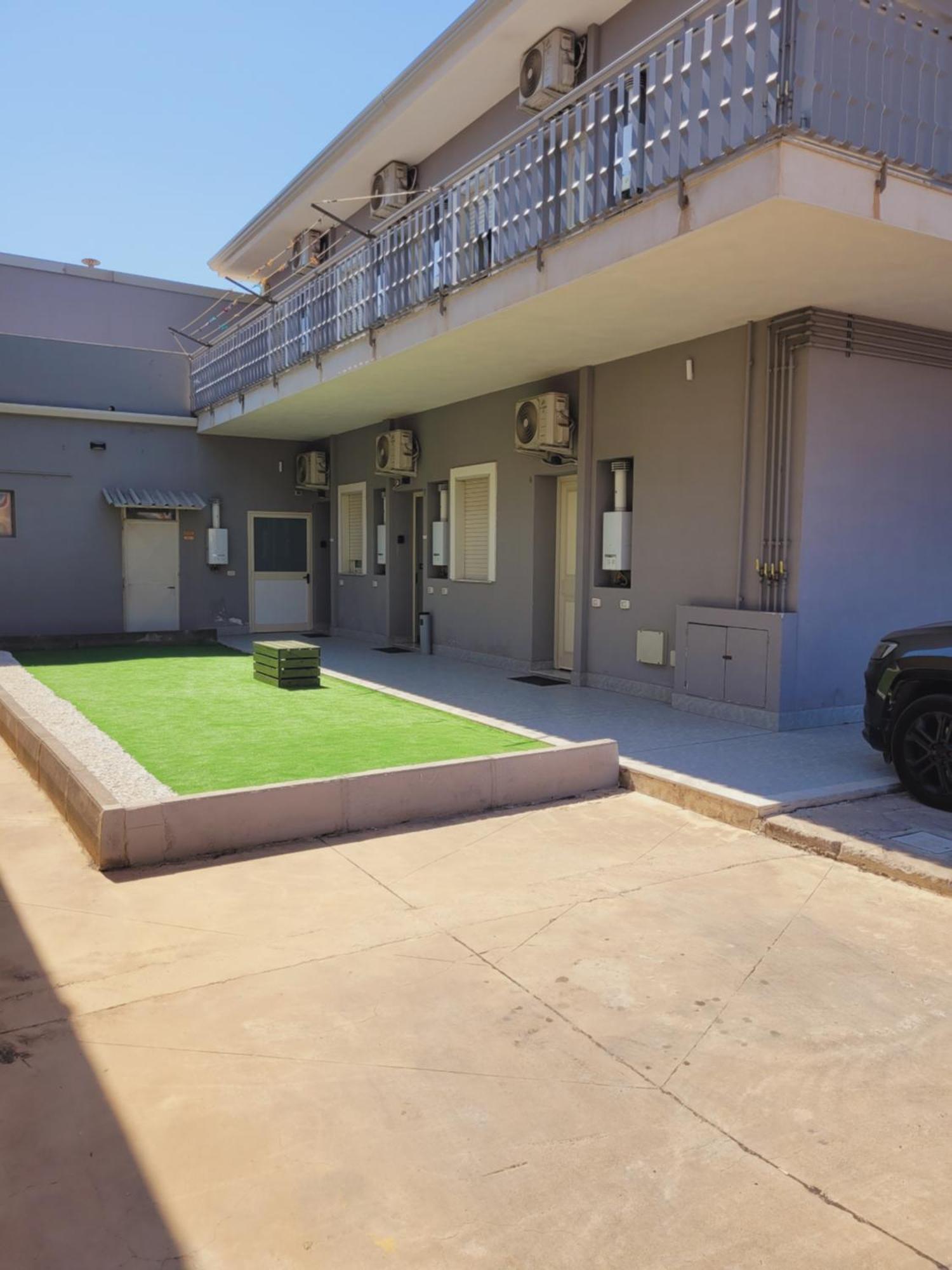 House Airport 4 * CTA