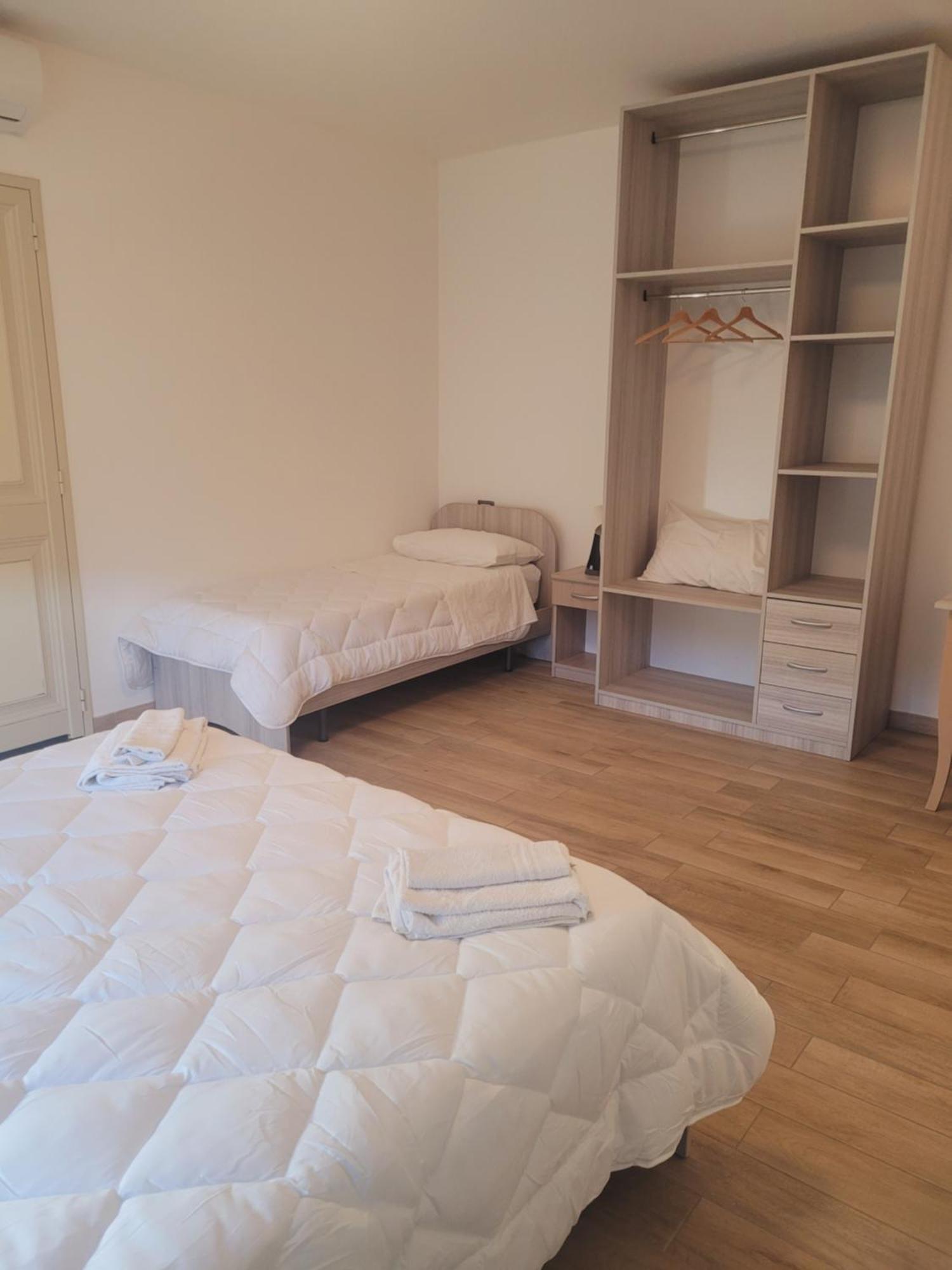 Apartment House Airport 4 Catania